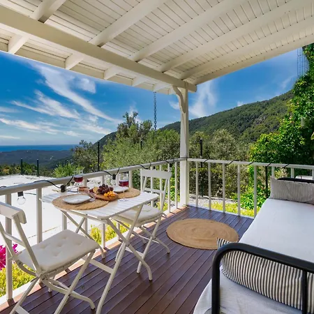 The Box House & Charming Private Tiny House & Pool Villa Gocek (Fethiye)